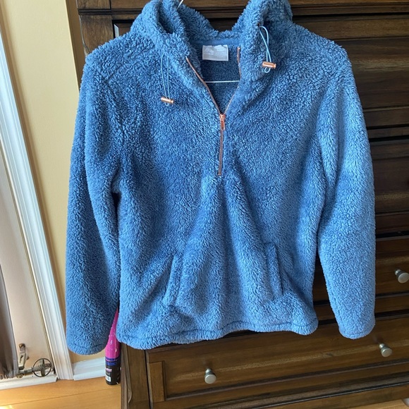 RBX Fuzzy Sherpa Hoodie with Rose gold half zipper with beautiful details - Picture 6 of 7